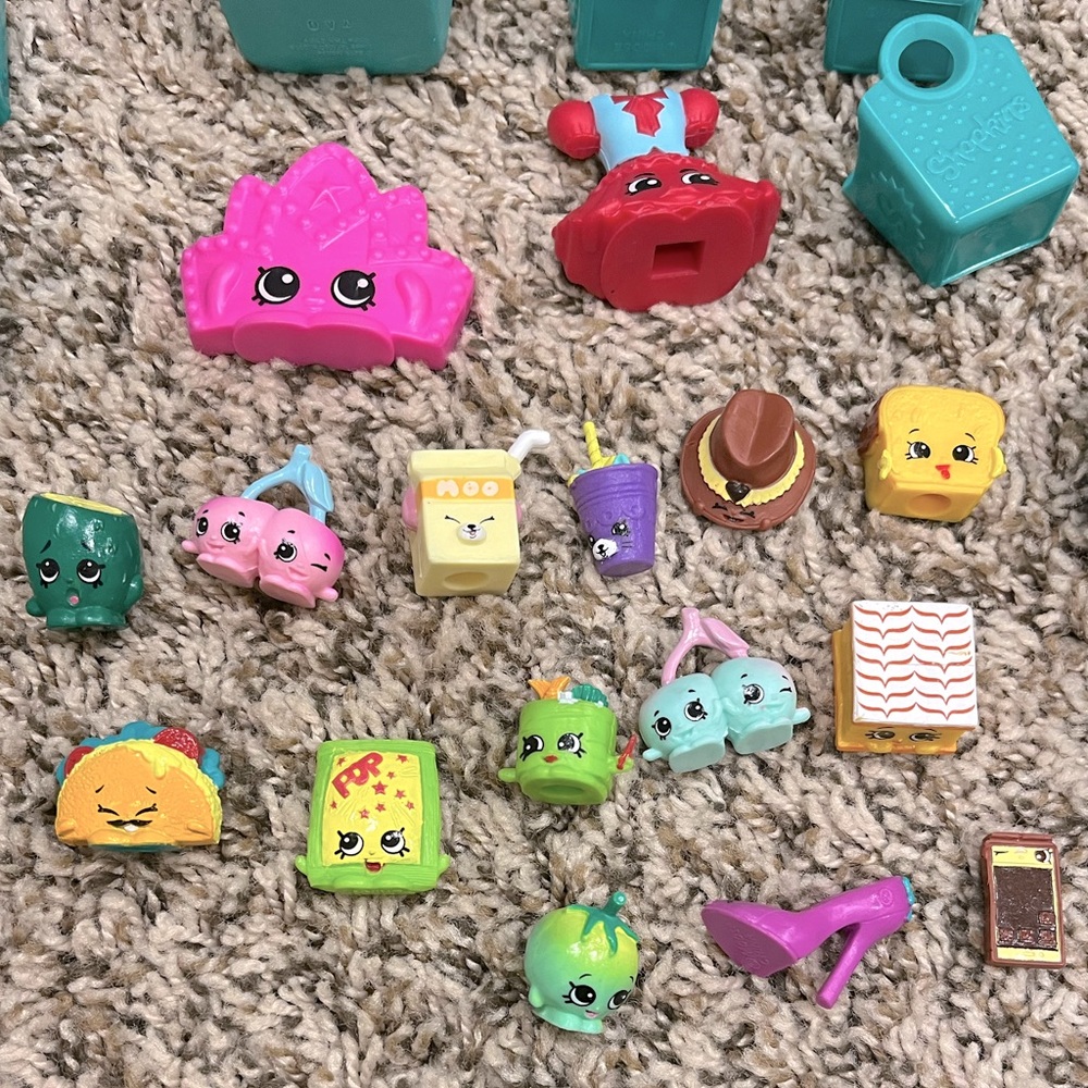 SHOPKINS bundle ๐ - Picture 2 of 2